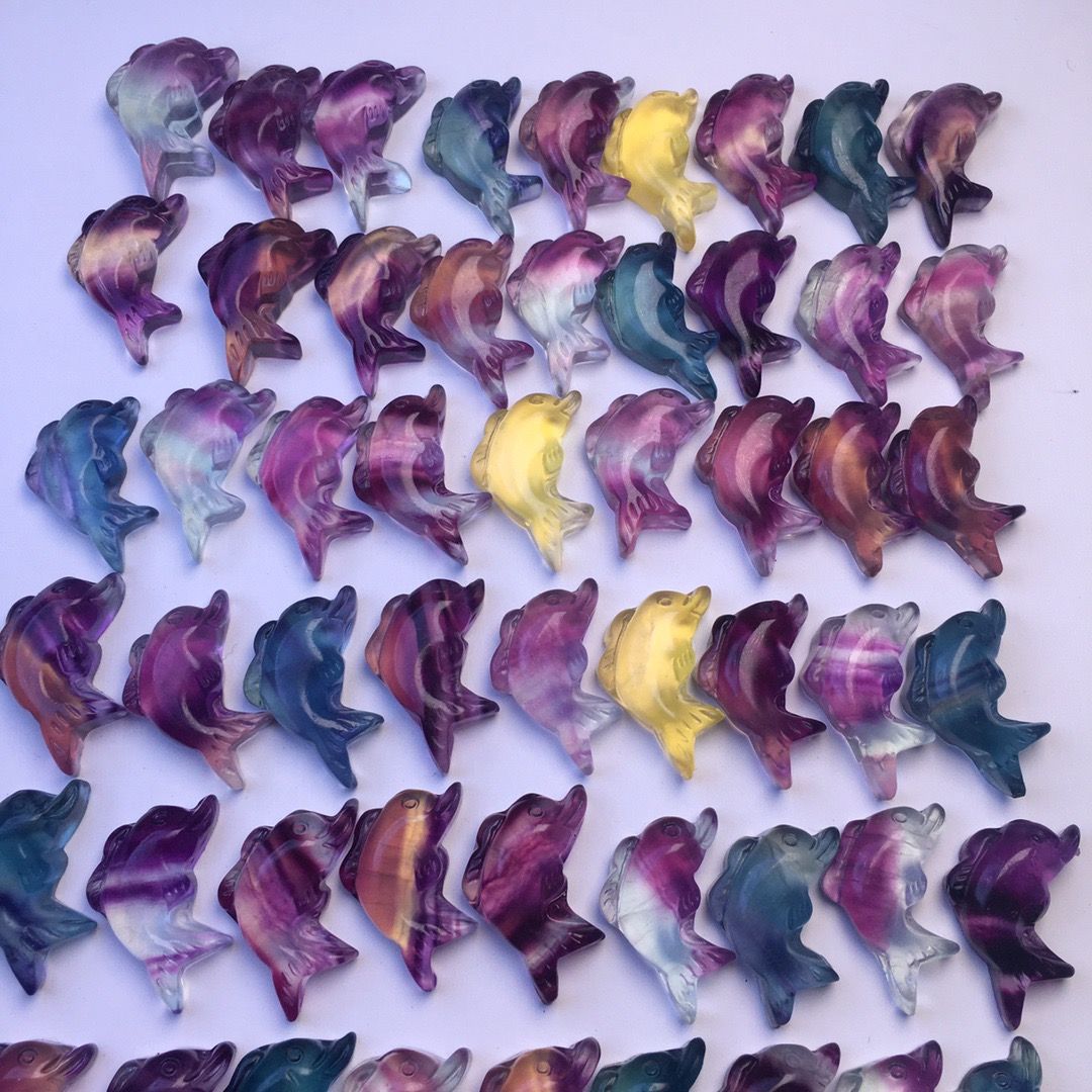 Fluorite Dolphin (free drilling)