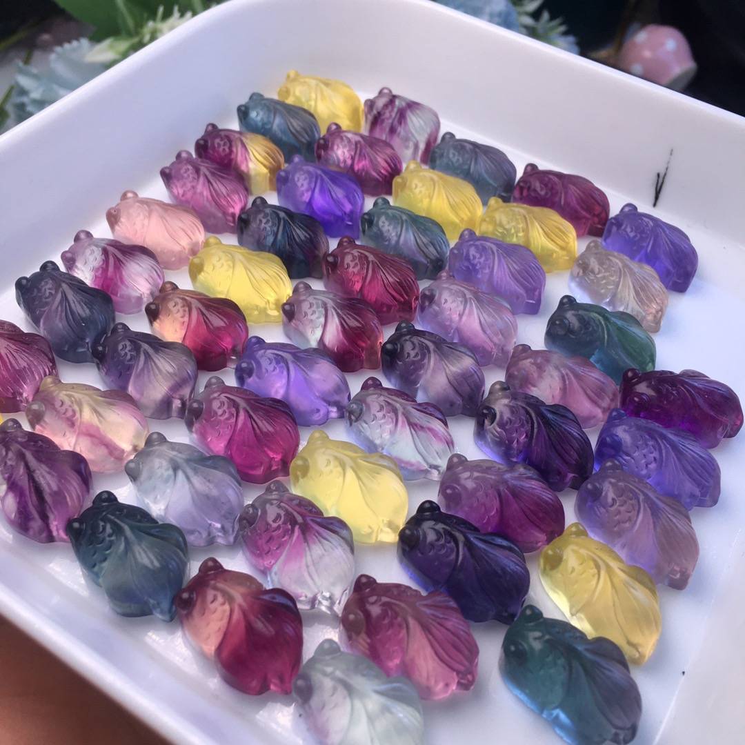 Fluorite goldfish (free drilling)