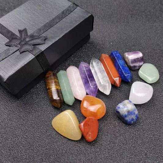 A whole box of various materials with double-pointed points