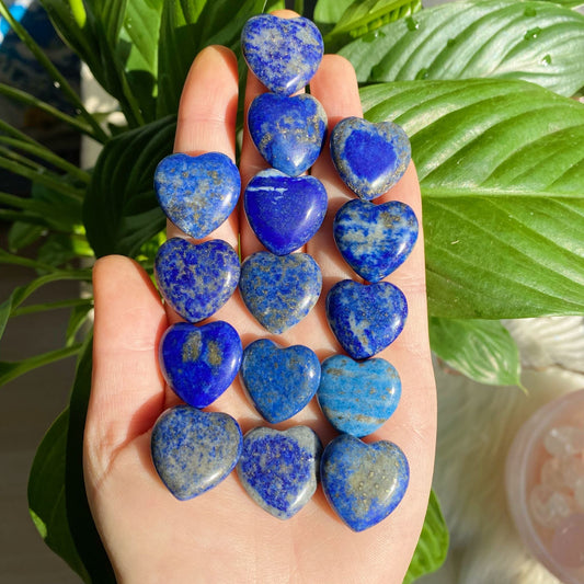 Heart-shaped pendant/multiple materials